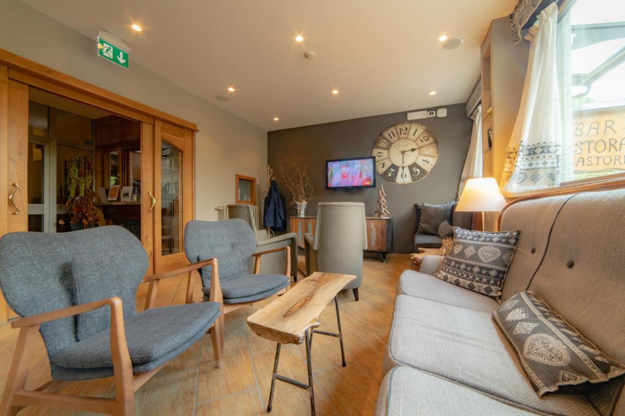 Hotel Astoria Breuil-Cervinia Buitenkant foto