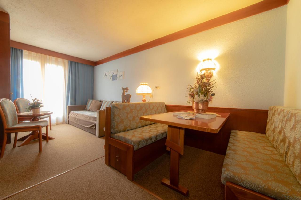 Hotel Astoria Breuil-Cervinia Buitenkant foto