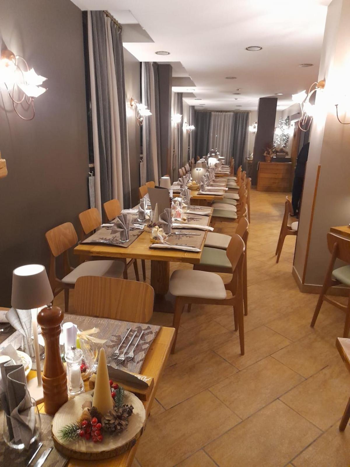 Hotel Astoria Breuil-Cervinia Buitenkant foto