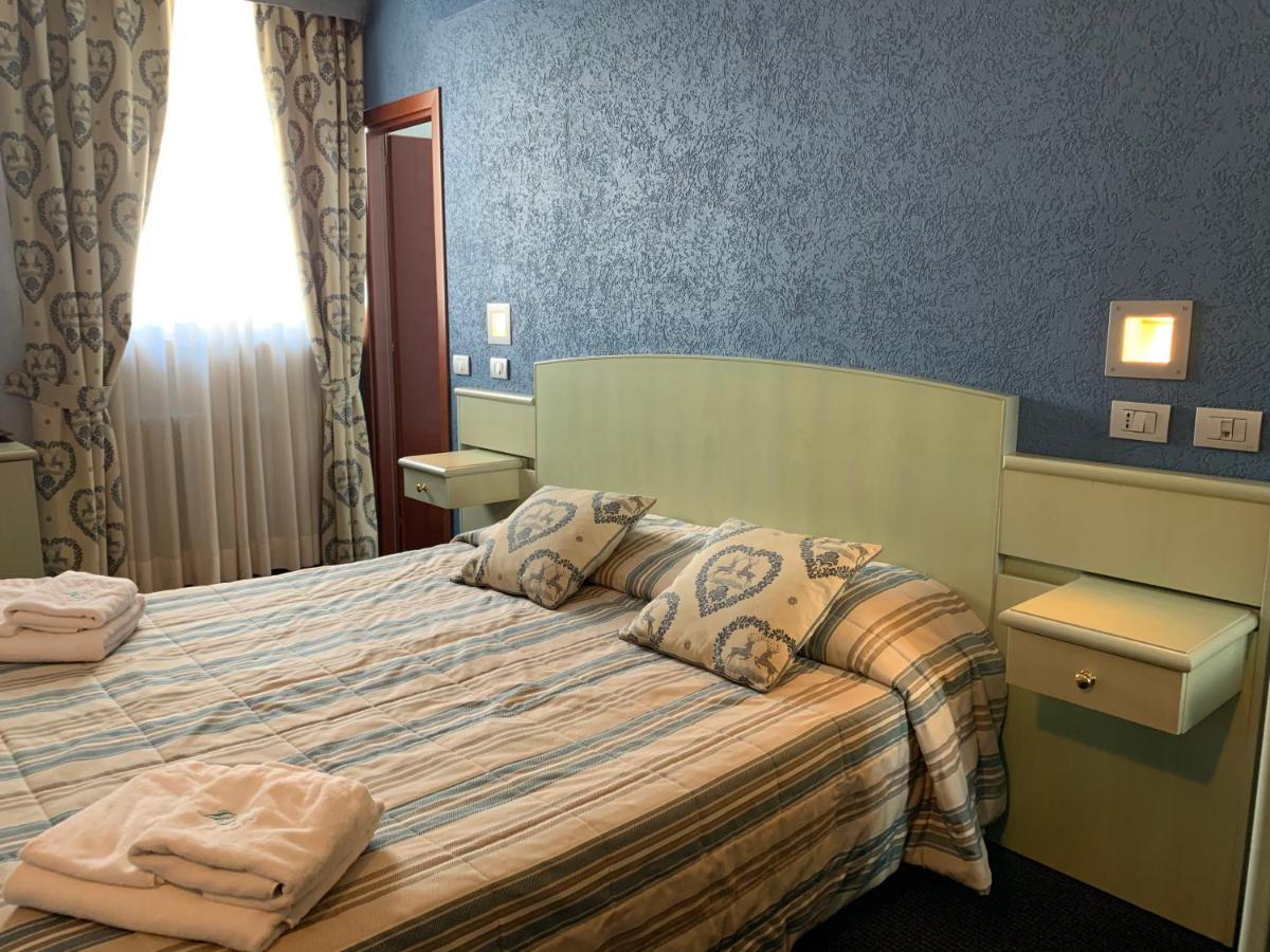 Hotel Astoria Breuil-Cervinia Buitenkant foto